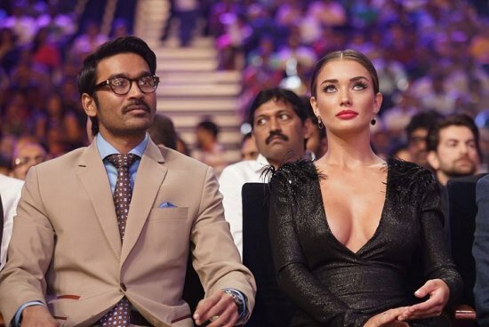 SIIMA Awards 2015 Red Carpet Pics: Trisha, Shruti Hassan, Amy Jackson, Rana Daggubati, Hansika dazzle British Indian actress Amy Jackson at SIIMA 2015 next to actor Dhanush